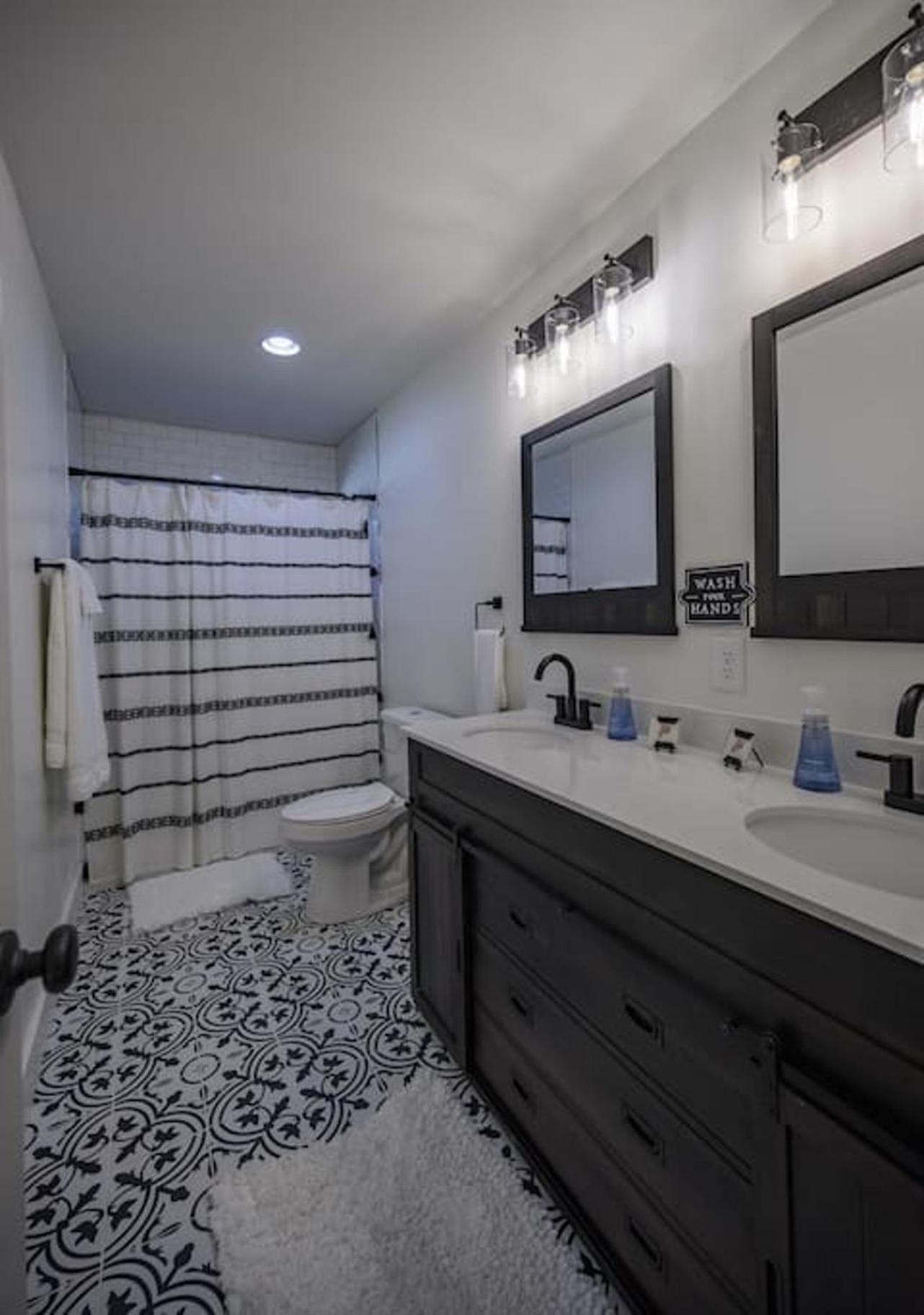 Gorgeous Renovated Home With Large & Private Lot Winchester Exteriér fotografie